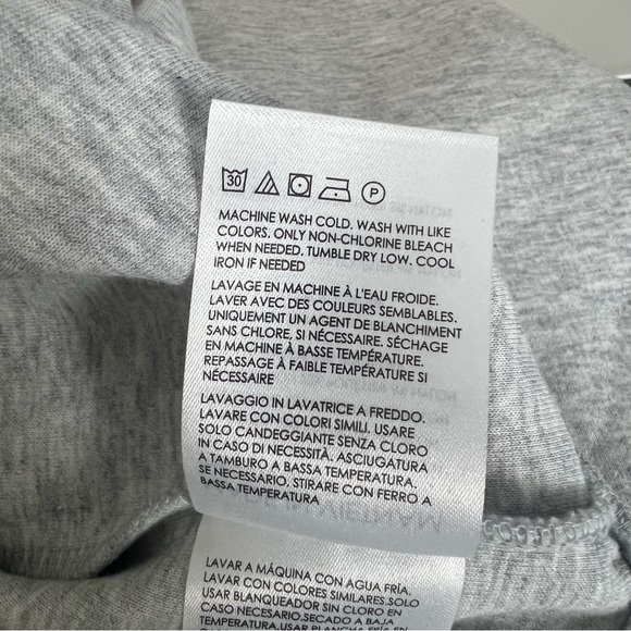 ✨Club Monaco✨ Sculptural Sweatshirt🌼 - Picture 8 of 8